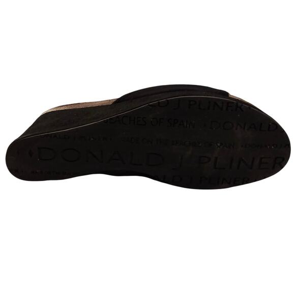 Donald J Pliner Slip-On Wedge Heel Sandals in Black Size 7.5 M - Picture 3 of 5
